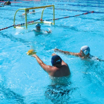 Aquagol nella piscina esterna